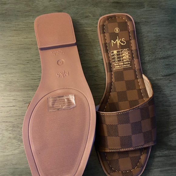 Check Slides - Picture 2 of 2